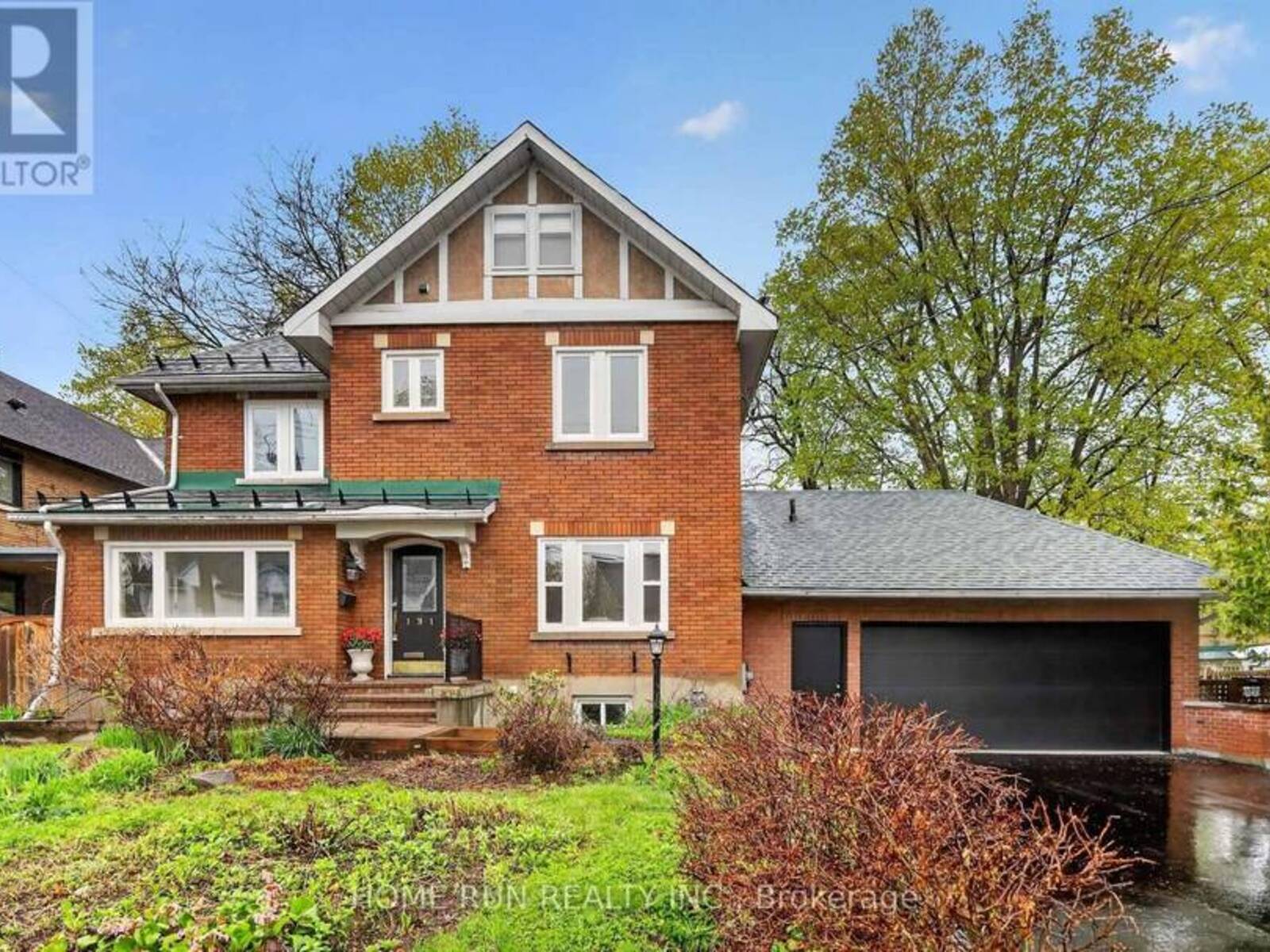 131 ACACIA AVENUE, Ottawa, Ontario K1M 0R2