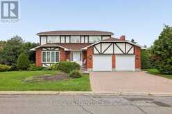64 THARE CRESCENT | Ottawa Ontario | Slide Image Two