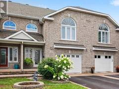 60 CALLAWAY COURT Ottawa Ontario, K1C 7S4