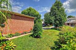 95 COLLEGE CIRCLE | Ottawa Ontario | Slide Image Forty-five