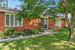 1486 RIDGEBROOK DRIVE | Ottawa Ontario | Slide Image Two