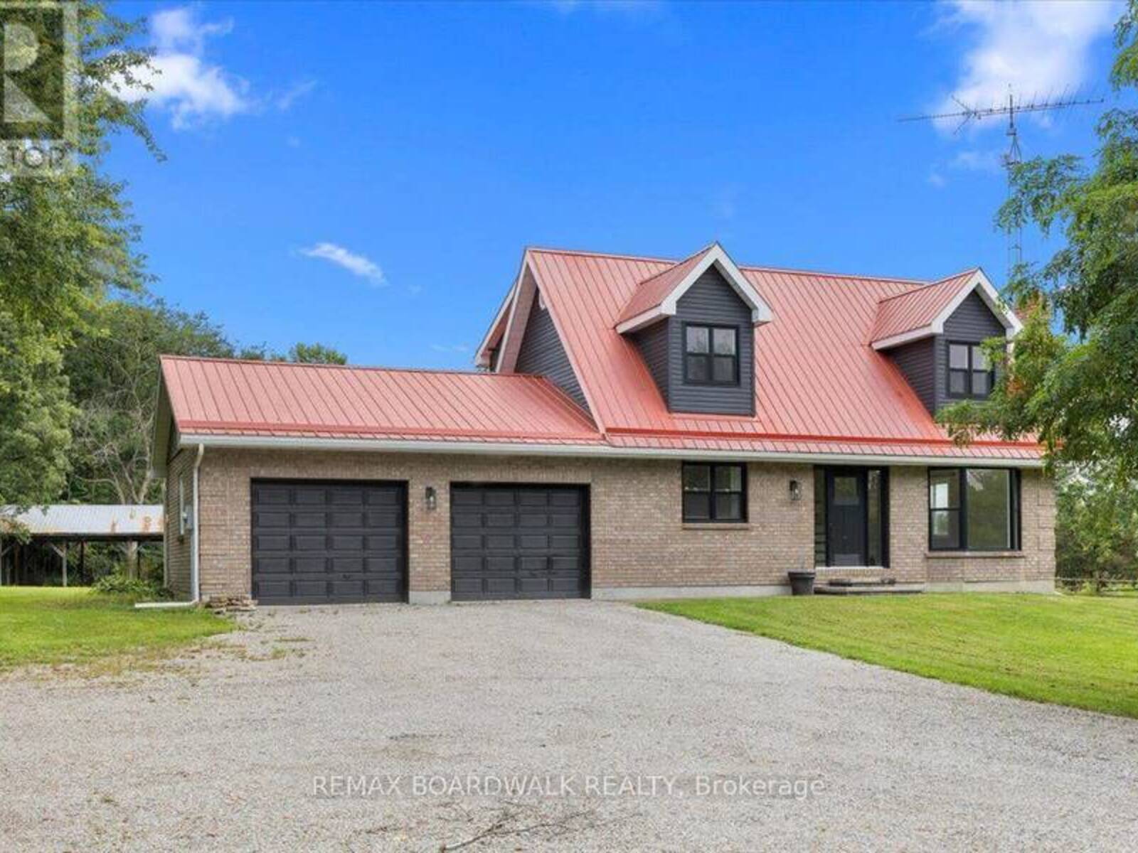 236 GILLIES CORNERS SIDE ROAD, Smiths Falls, Ontario K7A 4S7