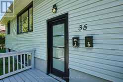 35 TAUVETTE STREET | Ottawa Ontario | Slide Image Six