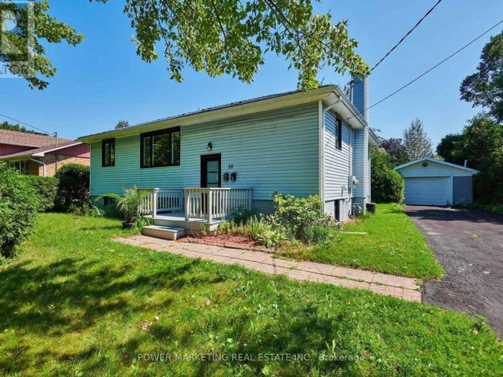 35 TAUVETTE STREET, Ottawa, Ontario K1B 3A1