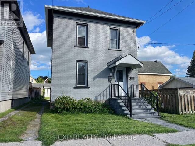9 KENT STREET Smiths Falls Ontario, K7A 1B5 - Property For Sale