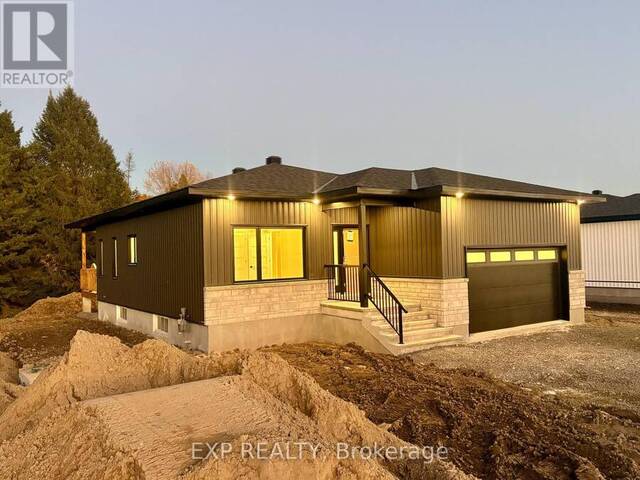 217 DANIKA STREET Clarence-Rockland Ontario, K0A 2A0 - 2 Bedrooms Home For Sale