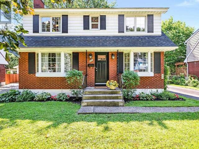 818 COLSON AVENUE Ottawa Ontario, K1G 1R7 - 3 Bedrooms Home For Sale