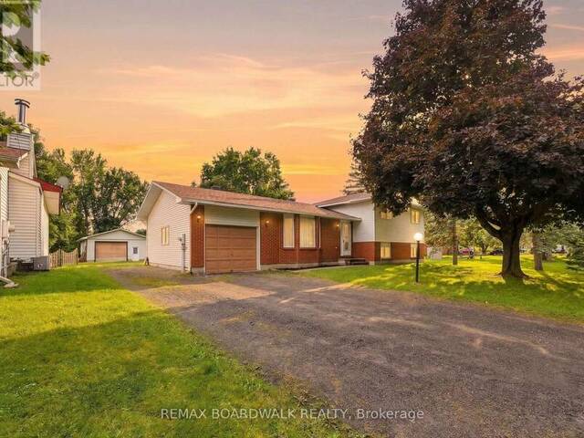 21 MAITLAND STREET Ottawa Ontario, K0A 2Z0 - 3 Bedrooms Home For Sale