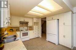 39 HUNTINGS END AVENUE | Ottawa Ontario | Slide Image Nineteen