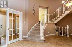 39 HUNTINGS END AVENUE | Ottawa Ontario | Slide Image Five