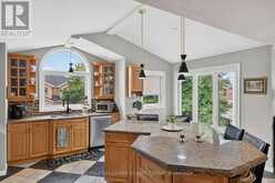 139 CASTLE GLEN CRESCENT | Ottawa Ontario | Slide Image Nine