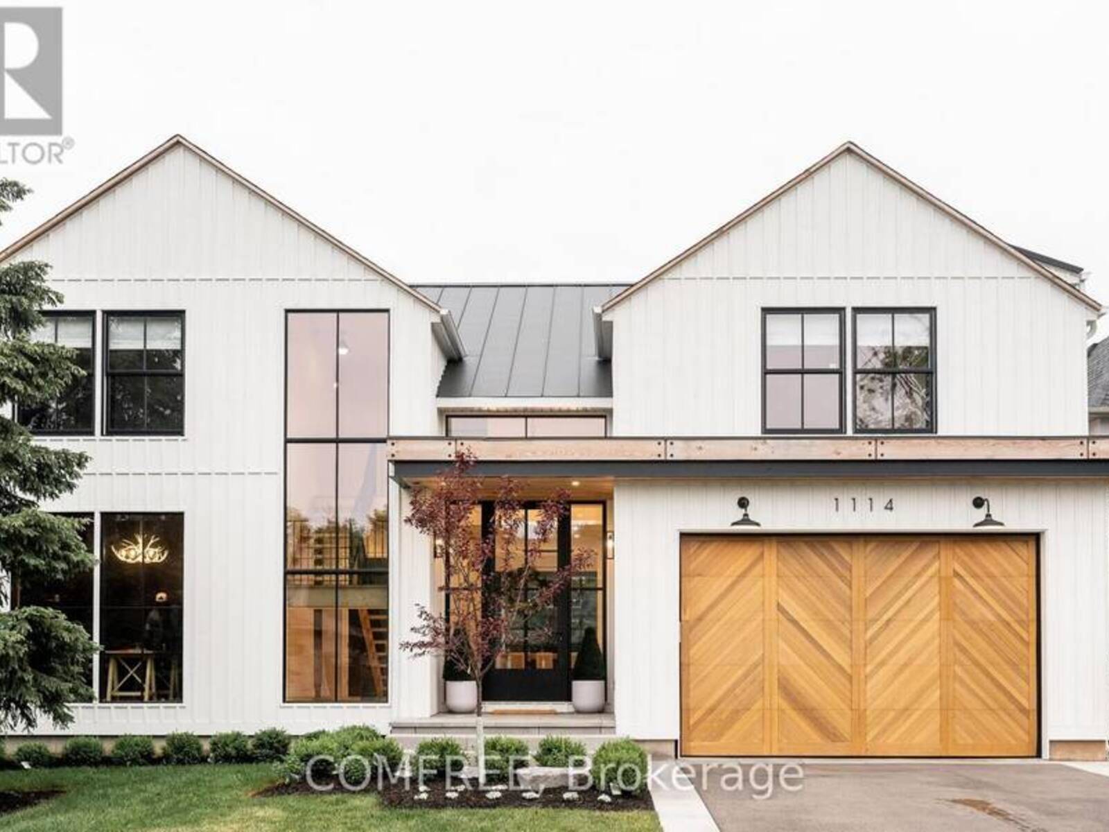 1114 TRUMAN AVENUE, Oakville, Ontario L6H 1Y8