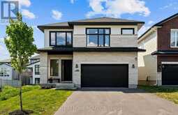252 KETCHIKAN CRESCENT | Ottawa Ontario | Slide Image One
