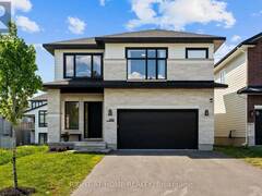 252 KETCHIKAN CRESCENT Ottawa Ontario, K2T 0S2