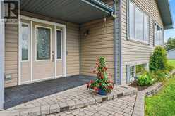 11711 BREEZEWOOD AVENUE | Morrisburg Ontario | Slide Image Three