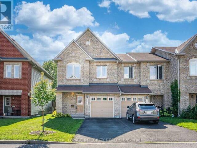 132 SILVERMOON CRESCENT Ottawa Ontario, K4A 0P5 - 3 Bedrooms Home For Sale