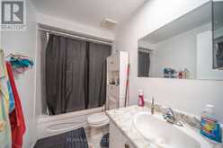 16 A KNOLLSBROOK DRIVE | Ottawa Ontario | Slide Image Twelve