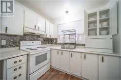 16 A KNOLLSBROOK DRIVE | Ottawa Ontario | Slide Image Five
