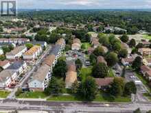 30 E SONNET CRESCENT | Ottawa Ontario | Slide Image Twenty-two
