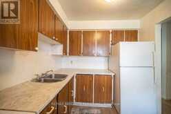 30 E SONNET CRESCENT | Ottawa Ontario | Slide Image Nine