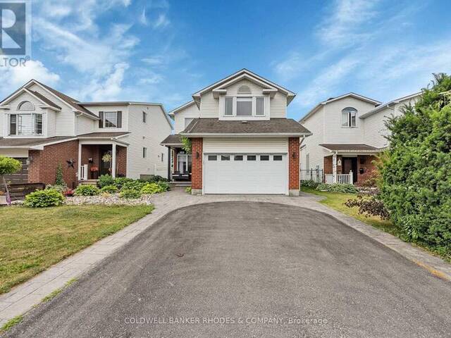 1859 HENNESSY CRESCENT Ottawa Ontario, K4A 3X8 - 3 Bedrooms Home For Sale