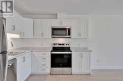 142 DOCTOR AGNES CRAINE DRIVE | Smiths Falls Ontario | Slide Image Five