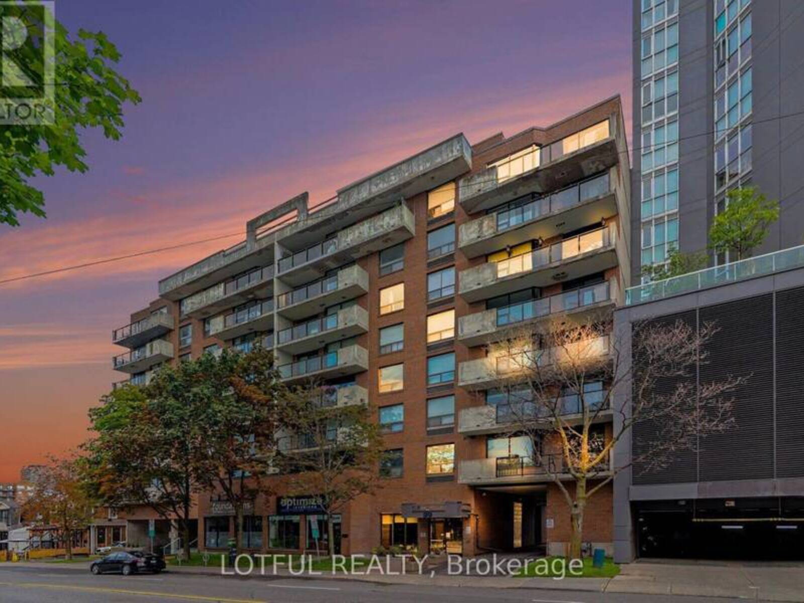605 - 99 HOLLAND AVENUE, Ottawa, Ontario K1Y 0Y1