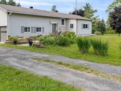 677 BOWES SIDE ROAD Perth Ontario, K7H 3C6