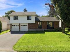 620 LOUCKS DRIVE Russell Ontario, K4R 1B7