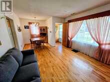 41 ELGIN STREET W | Smiths Falls Ontario | Slide Image Two