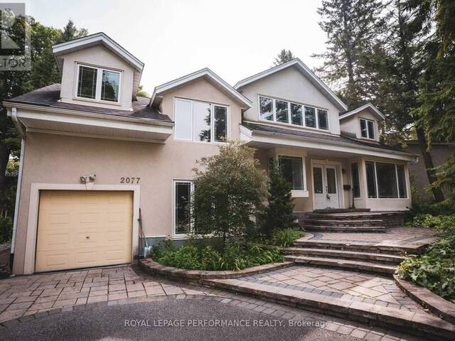 2077 PALMER AVENUE Ottawa Ontario, K1H 5Z3 - 4 Bedrooms Home For Sale