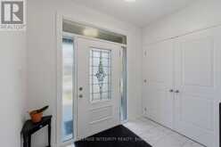 43 CENTO WAY | Ottawa Ontario | Slide Image Three