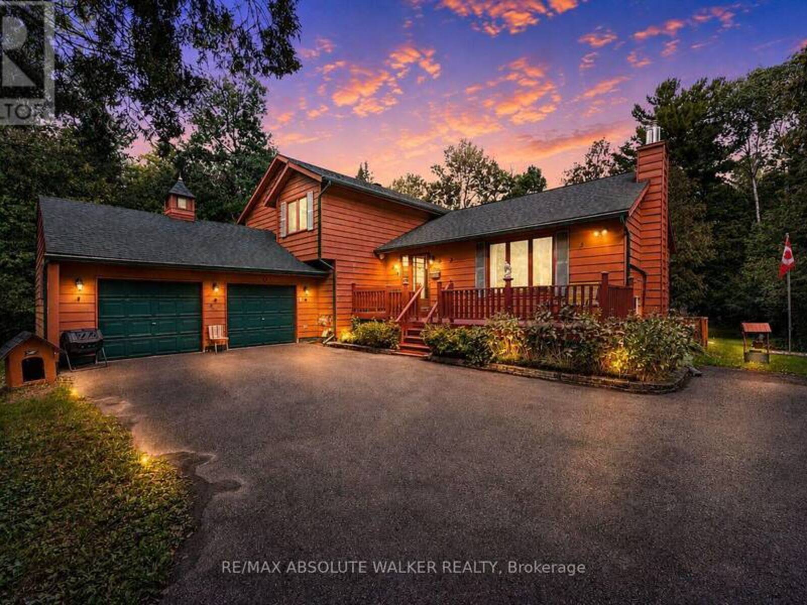 219 DEERWOOD DRIVE, Ottawa, Ontario K0A 2H0