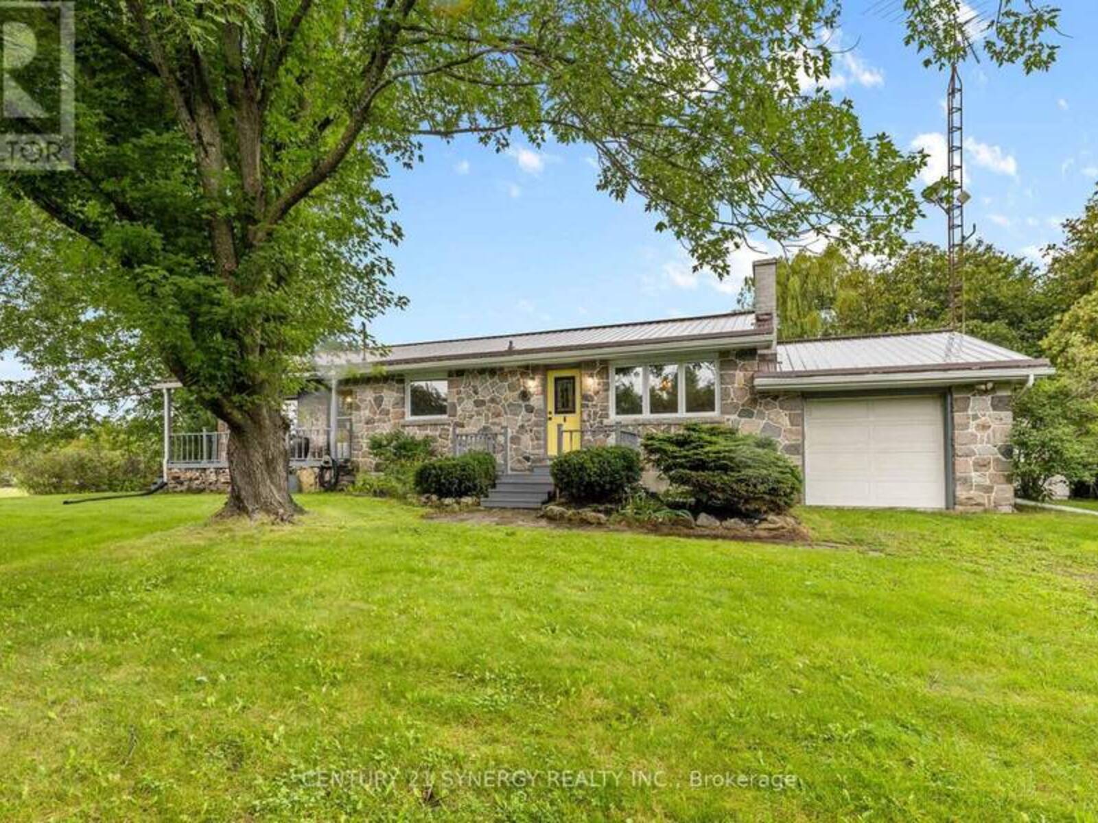 8567 FRANKTOWN ROAD, Ottawa, Ontario K0A 1B0