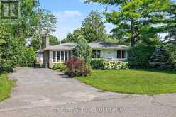 16 ELMSLEY CRESCENT | Ottawa Ontario | Slide Image One