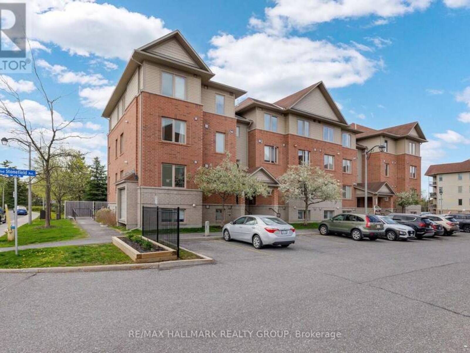 6 - 500 STONEFIELD PRIVATE, Ottawa, Ontario K2G 4R3