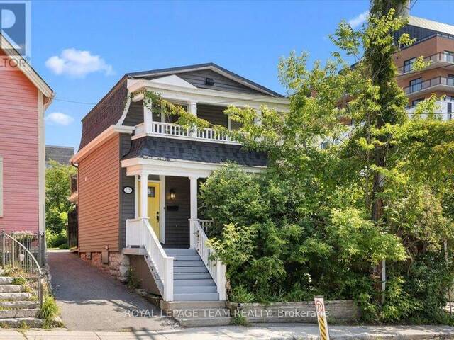135 UPPER LORNE PLACE Ottawa Ontario, K1R 7G8 - 2 Bedrooms Home For Sale