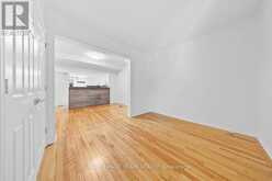 135 UPPER LORNE PLACE | Ottawa Ontario | Slide Image Eight