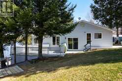 214 PARSONS WAY | Lanark Ontario | Slide Image Three
