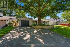 12 BRADGATE DRIVE | Ottawa Ontario | Slide Image Two