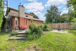 1 HEDGEROW LANE | Ottawa Ontario | Slide Image Forty-six