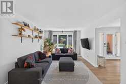 1 HEDGEROW LANE | Ottawa Ontario | Slide Image Nine