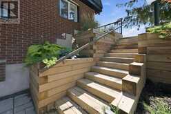 2 OBERON STREET | Ottawa Ontario | Slide Image Three