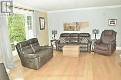 12078 LAKESHORE DRIVE E | Morrisburg Ontario | Slide Image Eight