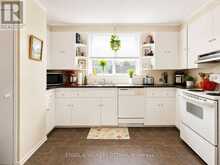 520 HILSON AVENUE | Ottawa Ontario | Slide Image Nine