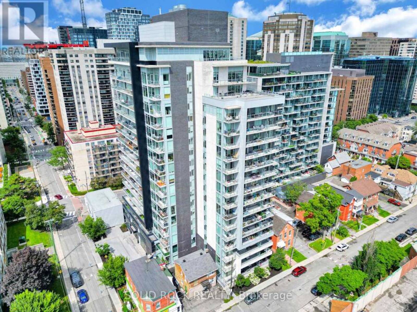 309 - 255 BAY STREET, Ottawa, Ontario K1R 0C5