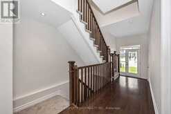 393 LIVERY STREET | Ottawa Ontario | Slide Image Eight