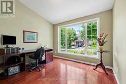 4 BURNSTEAD CRESCENT | Ottawa Ontario | Slide Image Nine