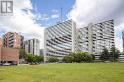 2706 - 500 LAURIER AVENUE W | Ottawa Ontario | Slide Image Four