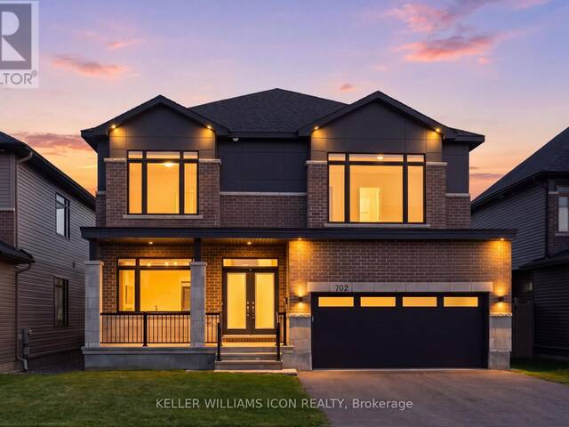 702 ROSALES RIDGE Ottawa Ontario, K1T 0V5 - 7 Bedrooms Home For Sale